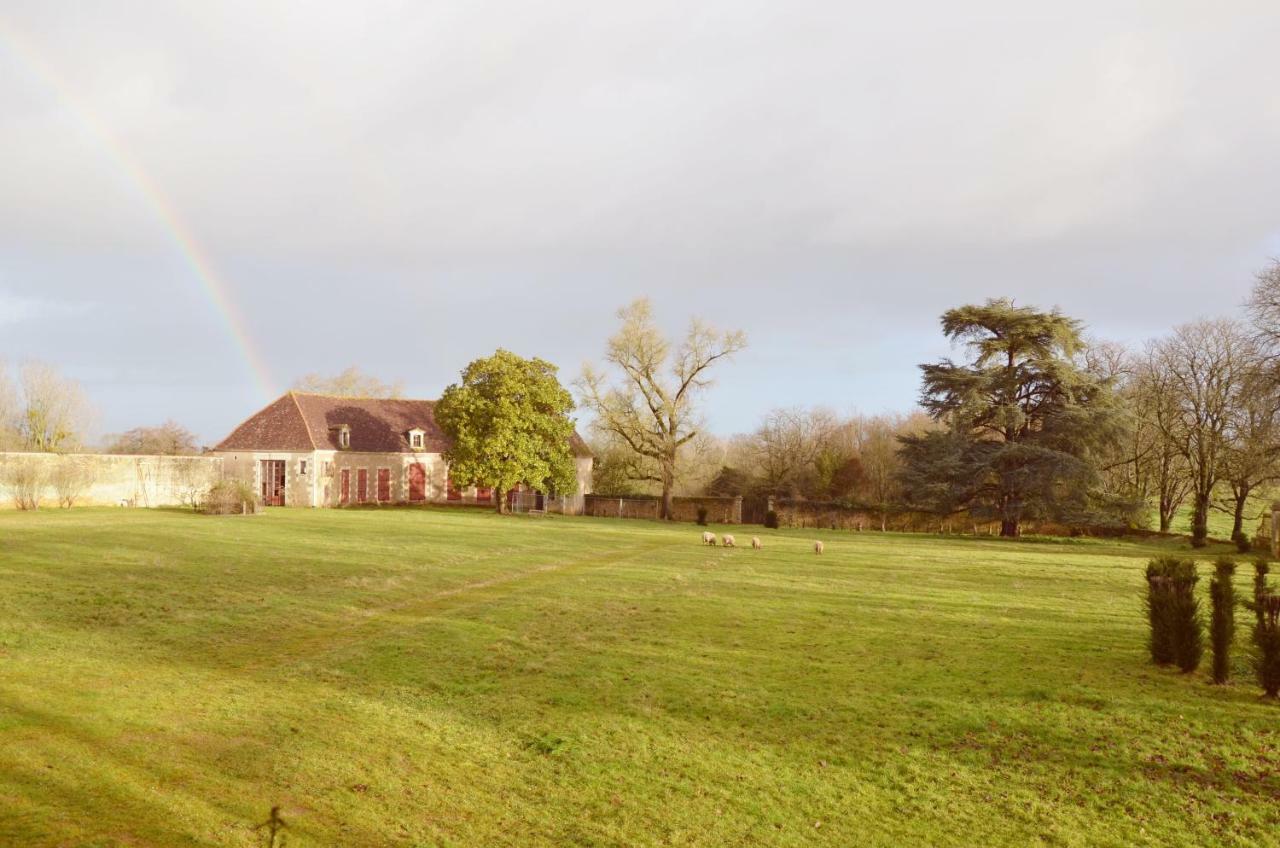 Chateau Des Noces Bazoges-en-Pareds Buitenkant foto